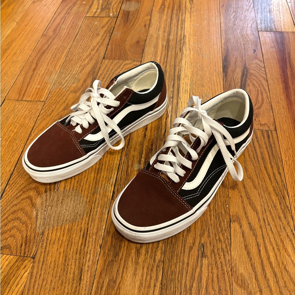 Vans classic old skool burgundy Brown and Black Sneakers